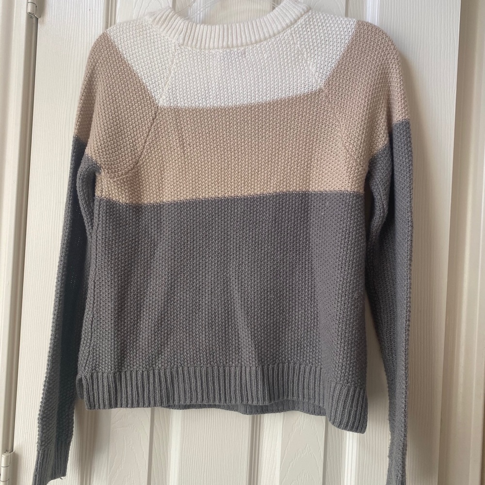 Target sweater - Picture 2 of 3